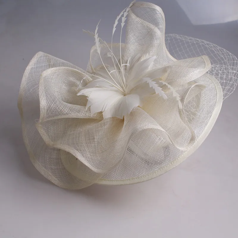 3 Colors Sinamay Wedding Party Hats Hair Fascinators Elegant Women Derby Occasion Millinery Hats With Veils Headbands MYQ112