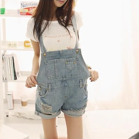 baggy overall shorts