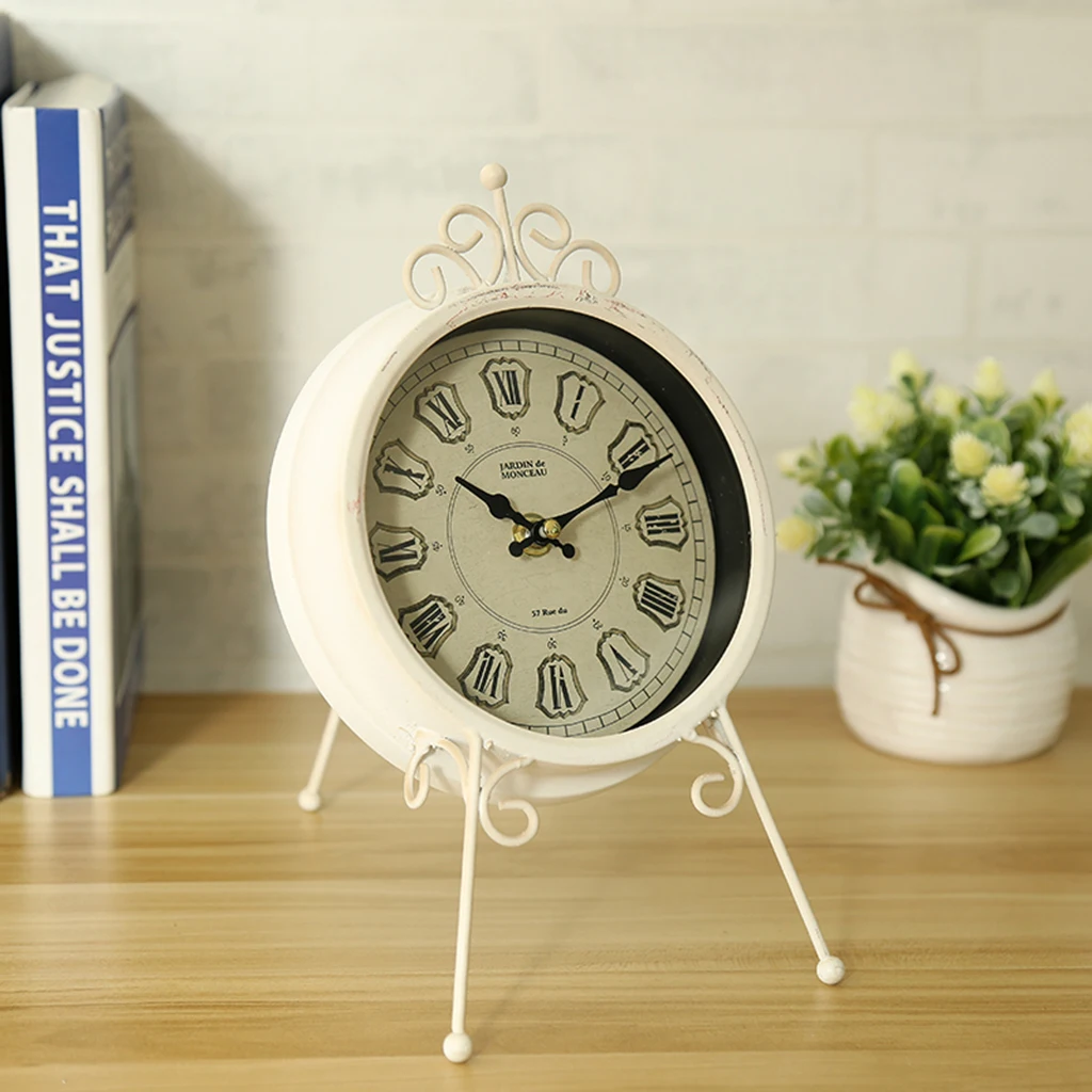 Kids Room Bedside Silent Sweep Alarm Clock Rooms Decor AA Battery Table Desk Clock Shelf Display