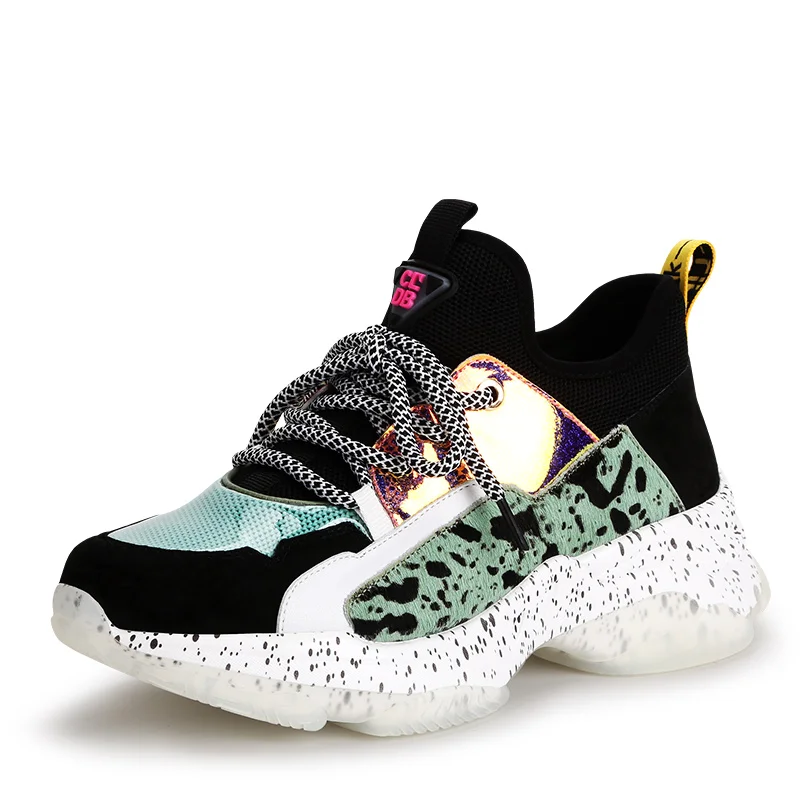 Cena 2020 wiosna nowe buty na co dzień kobiety sznurowanie damskie buty sportowe moda białe trampki damskie buty mieszane kolory wygodne miękkie