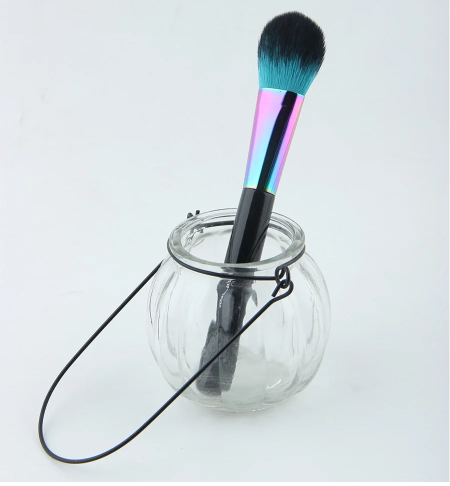 makeup brushes (1)