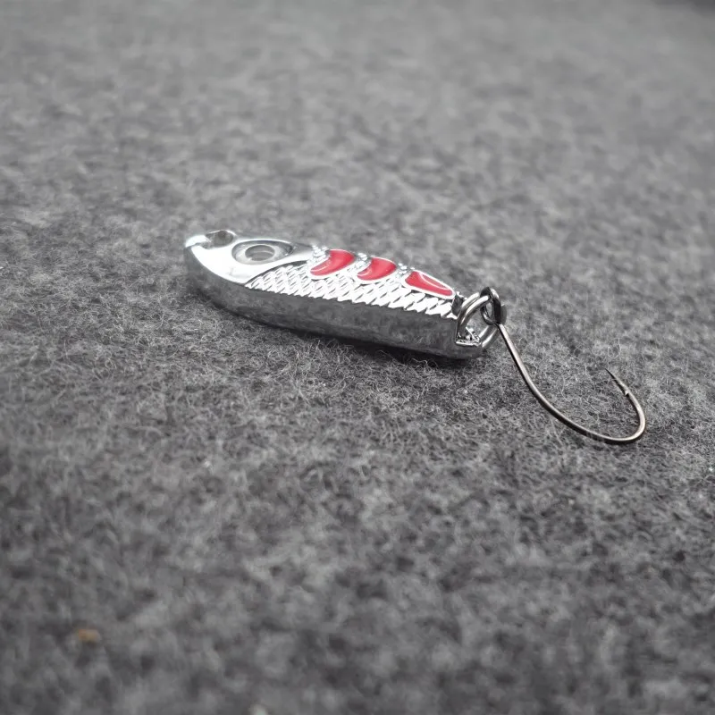 1.5g 2.5g 3.5g 5g Spoon Fishing Lure Metal Jigging Lure Baits Hard Fishing Tackle Crankbait Jig Swimbait 3 Colors Optional