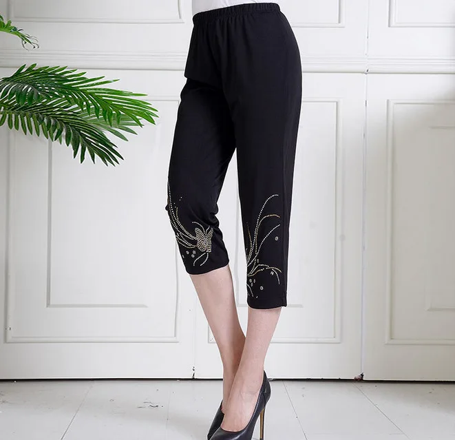 Spring Women Summer 2019 New Flowers Stretch Leggings Cropped Trousers Plus Size Middle Age Mother Fashion Casual Pants Spring Women Summer 2019 New Flowers Stretch Leggings Cropped Trousers Plus Size Middle Age Mother Fashion Casual Pants