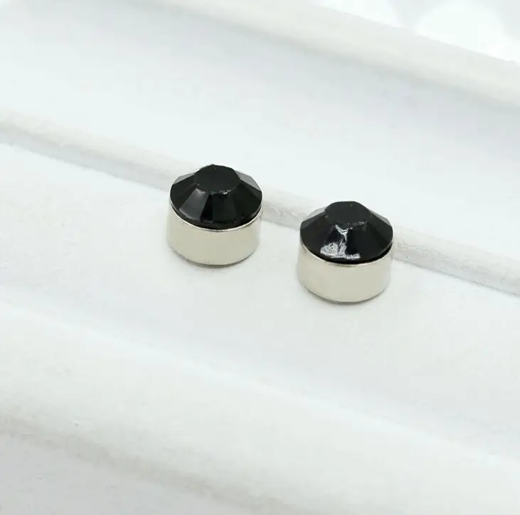 Магнитные серьги 4 мм без круглое отверстие Кристалл Магнитные Серьги для женщин и мужчин серьги в стиле панк