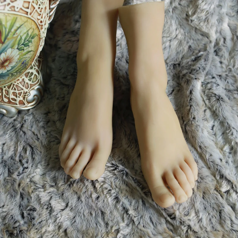 силиконовая стопа. ступни игрушки. ноги игрушечные. ноги игрушечные. ноги игрушечные.