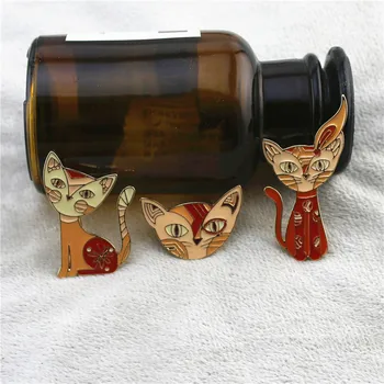 

2019 new style multi-color painting Enamel alloy cat and cat head fashion cute brooch