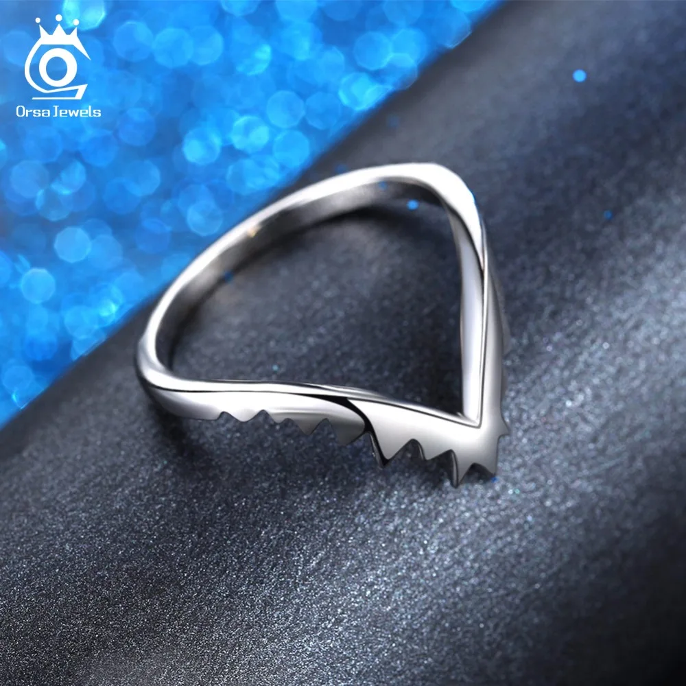 ORSA JEWELS Women Ring Original Vampire's Fangs Pattern High Polish Gold-color Silver Color Female Party Ring Gift Jewelry OR163