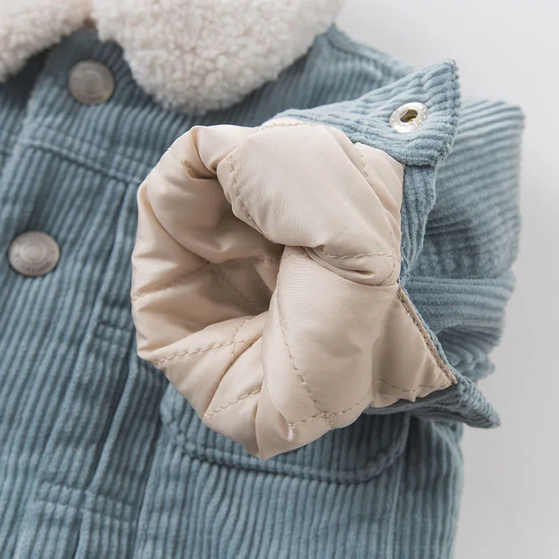 DB5942_0015_6Y3A0536