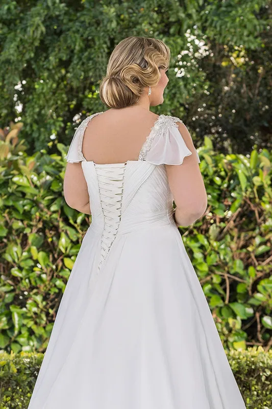 2017-new-a-line-summer-beach-chiffon-wedding-dresses-plus-size-long-princess-bridal-gowns-with-capped-sleeve-w1359 (3)_