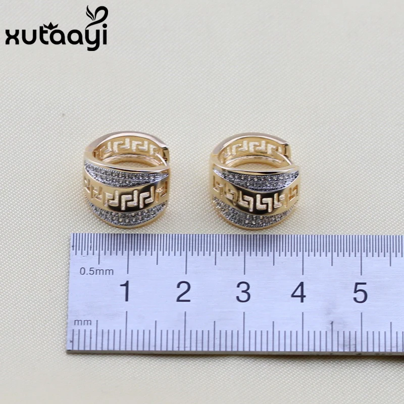 XUTAAYI Runden Weißen Zirkonia Gold Farbe Creolen für Frauen Modeschmuck Freies Geschenk Box