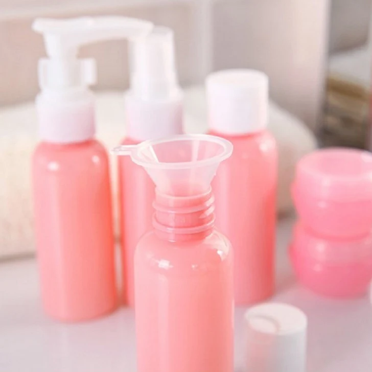 Six sets of package travel portable pink cosmetics bottle bottling