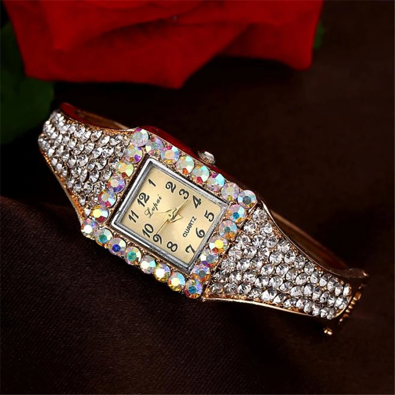 

Women Eatches 2018 Luxury New Top LVPAI Hot Sale Fashion Luxury Women's Watches Women Bracelet Watch relogio Reloj Mujer M0327