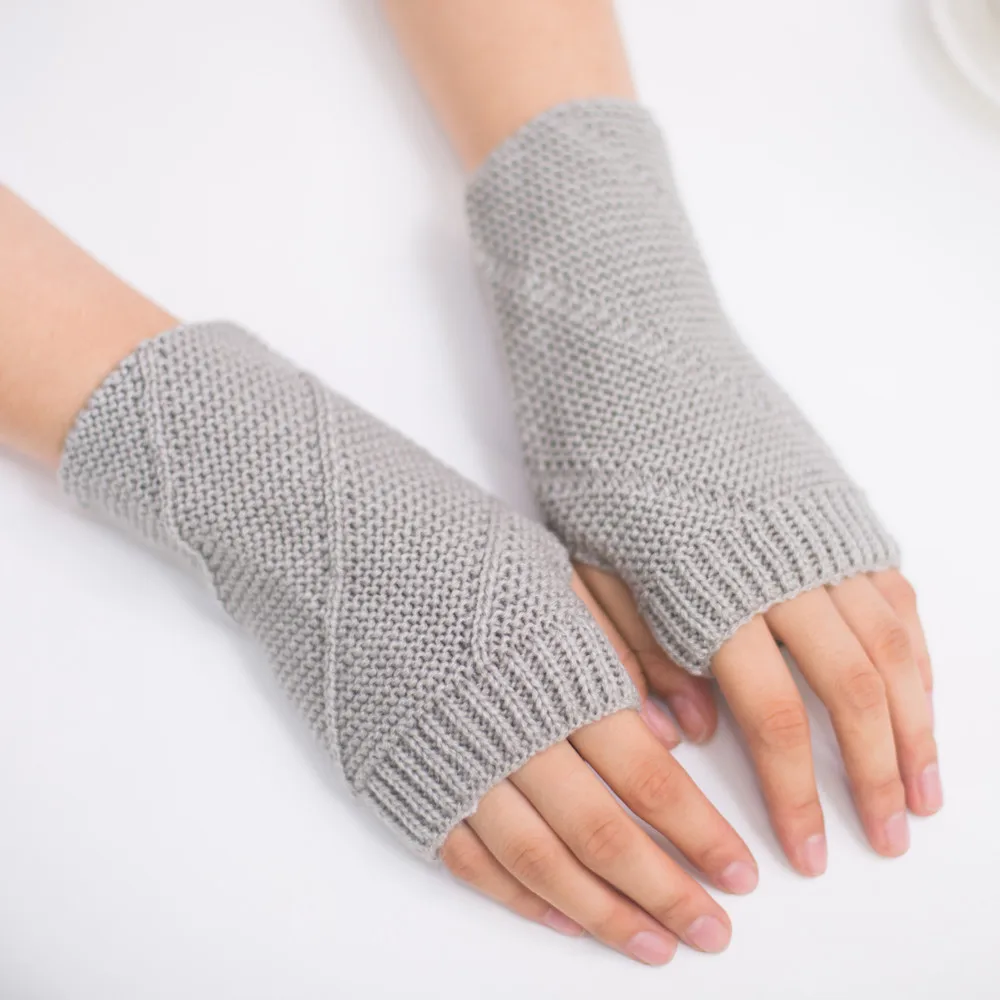 Для женщин девушки трикотажные теплые, без пальцев Зимние перчатки мягкие теплые варежки удобные Перчатки L50/1224