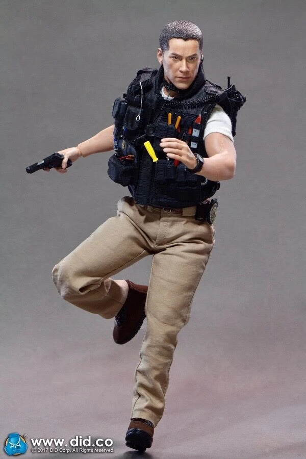 

DID MA1003 / MA1003D 1/6 LAPD SWAT '90s Kenny Speed Los Angeles Police 12" Collectible Action Figure