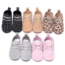 Новые леопардовые ползунки для девочек и новорожденных, из натуральной кожи, на шнуровке, спортивные кроссовки, детская мягкая обувь на мягкой подошве