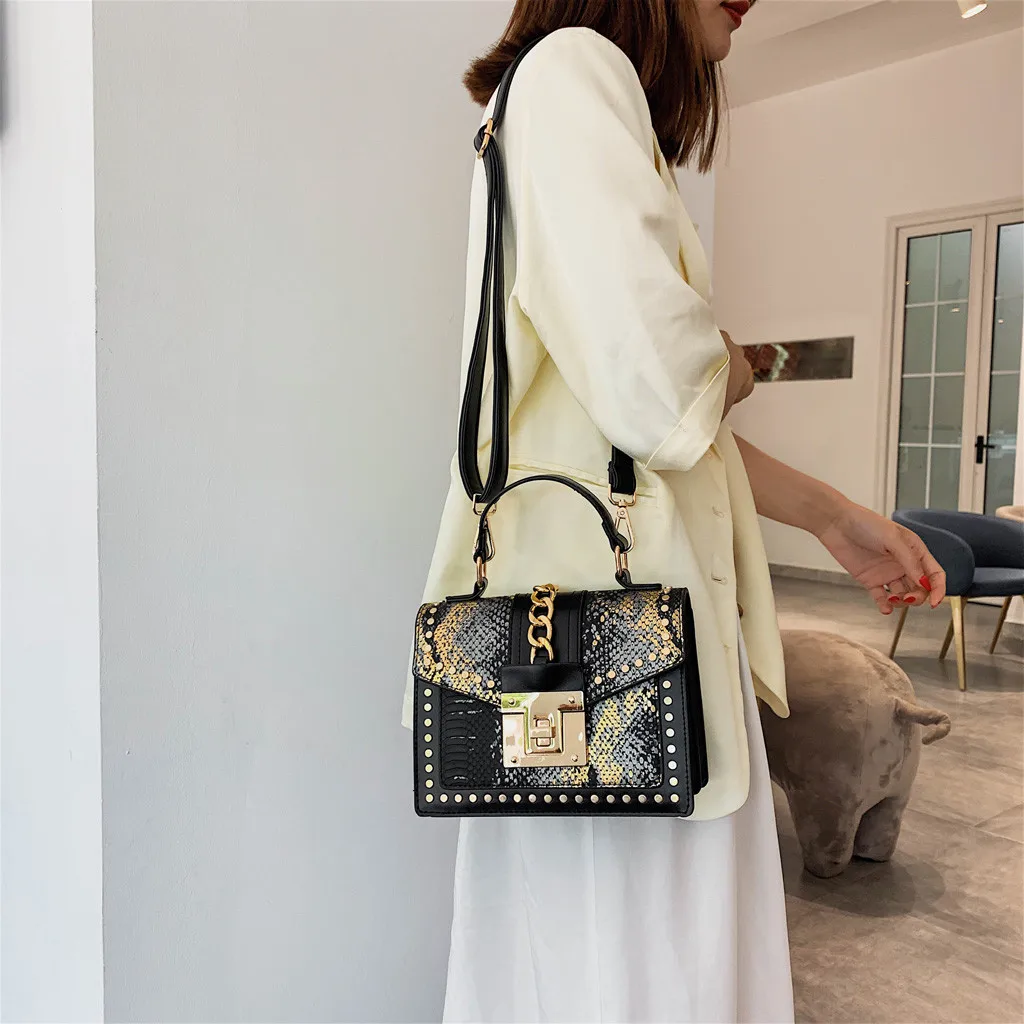 Women Retro Serpentine Crossbody Bags Appliques Hasp Handle Bag Shoulder Bags Baguette High Quality Leather Flap