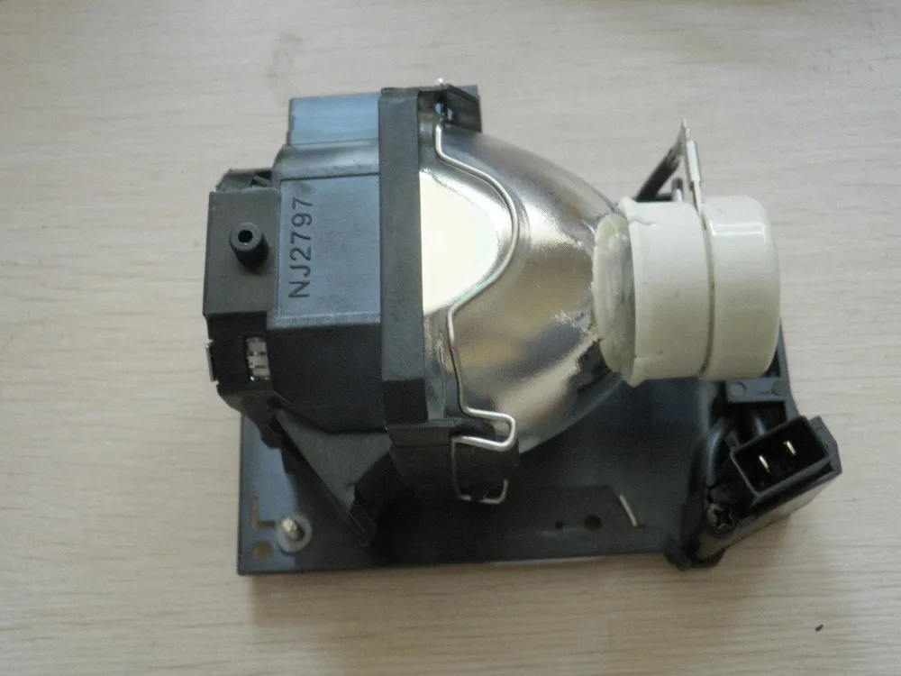 

Free Shipping Compatile projector lamp with housing DT01241 for HITACHI CP-RX94