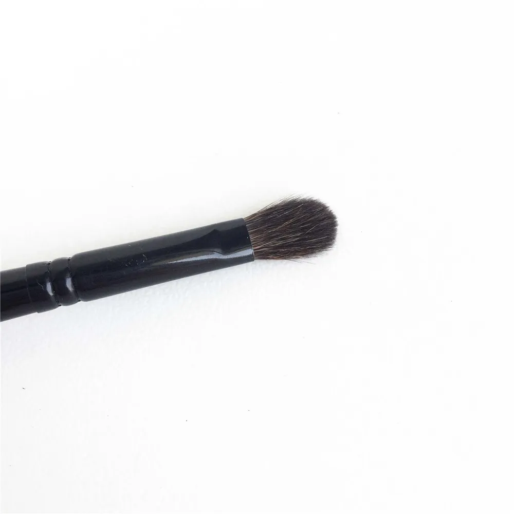 Brush 06 Eye Shadow Blending Brush _ 5