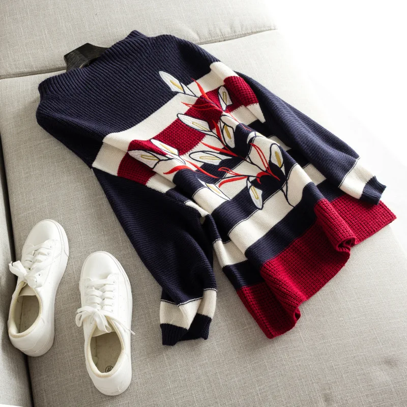 

Autumn and winter new women's high-end boutique wool stand collar loose embroidery knit top