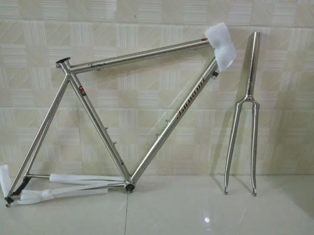 Cheap Free shipping Highway steelframe vintage road bike bicycle frame titanium drawing steelframe bicycle frame bike parts 48 52cm