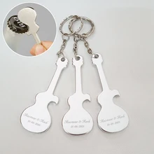 Персонализированные Свадебные сувениры Металл Серебро гитары в форме брелок открывалка для бутылок на заказ гравировкой жениха и невесты названия свадебный подарок