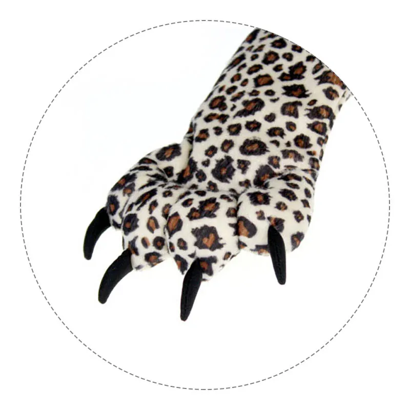 paw_Leopard_03