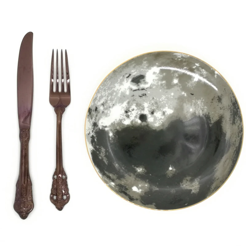 

Stylish Black Plate Moon Flat Dish Hand-painted Edible Dessert Salad Fruit Plate Utensils Starry Sky Food Tray Round Dishes 1pcs