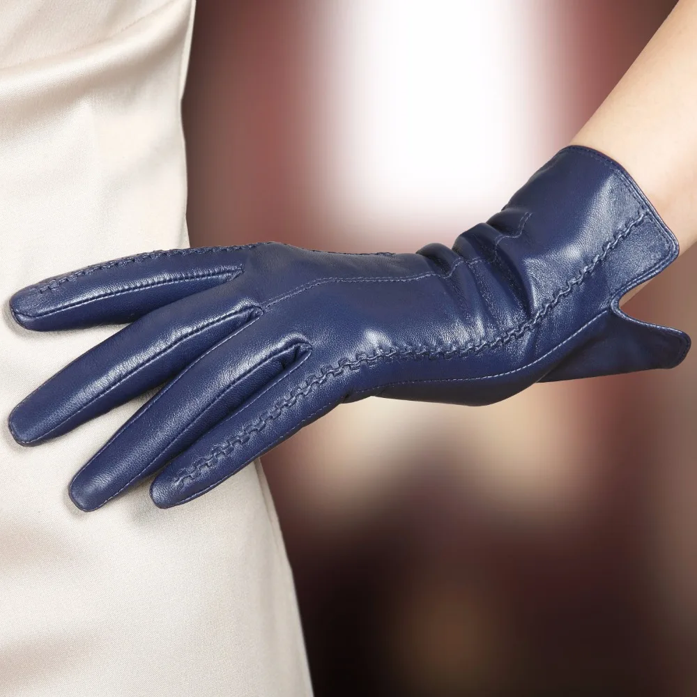 Перчатки женские рабочие. Перчатки work Gloves кожевенный. Перчатки женские. Кожаные перчатки женские. Элегантные кожаные перчатки.