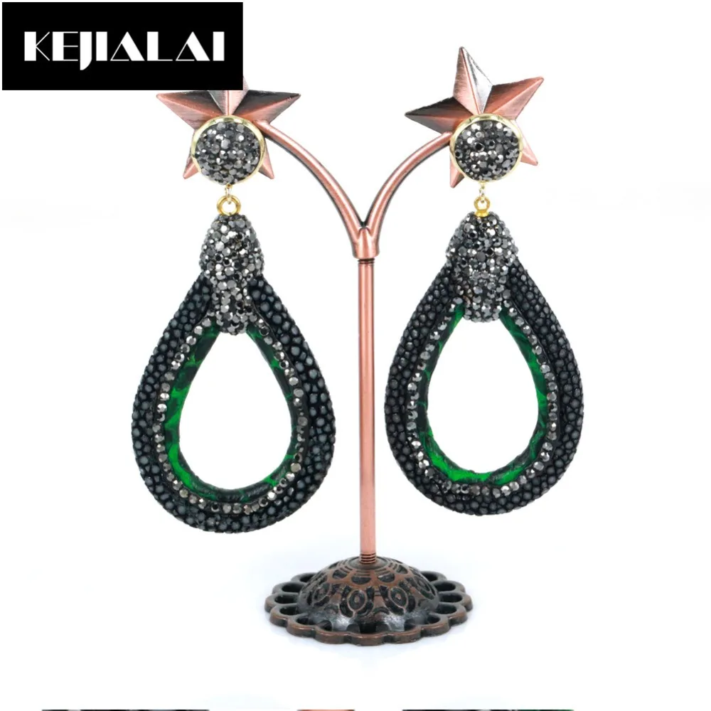 

Mixed Colors Original Design Women Dangle Earrings Water Drop Shape Genuine Alligitor Leather Paved with Rhinestone Snake Skin