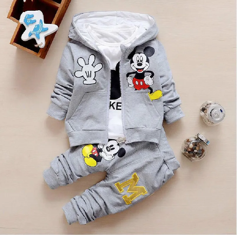 

Fast shipping, new autumn boys and girls clothes sets,baby cartoon Mickey coat jacket pants outfit set T-shirt 3 piece suit