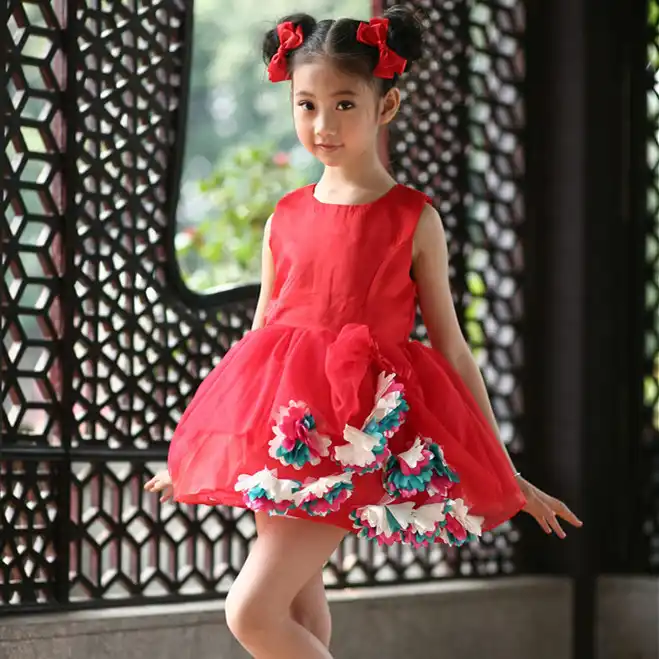 fashion designer dress girl