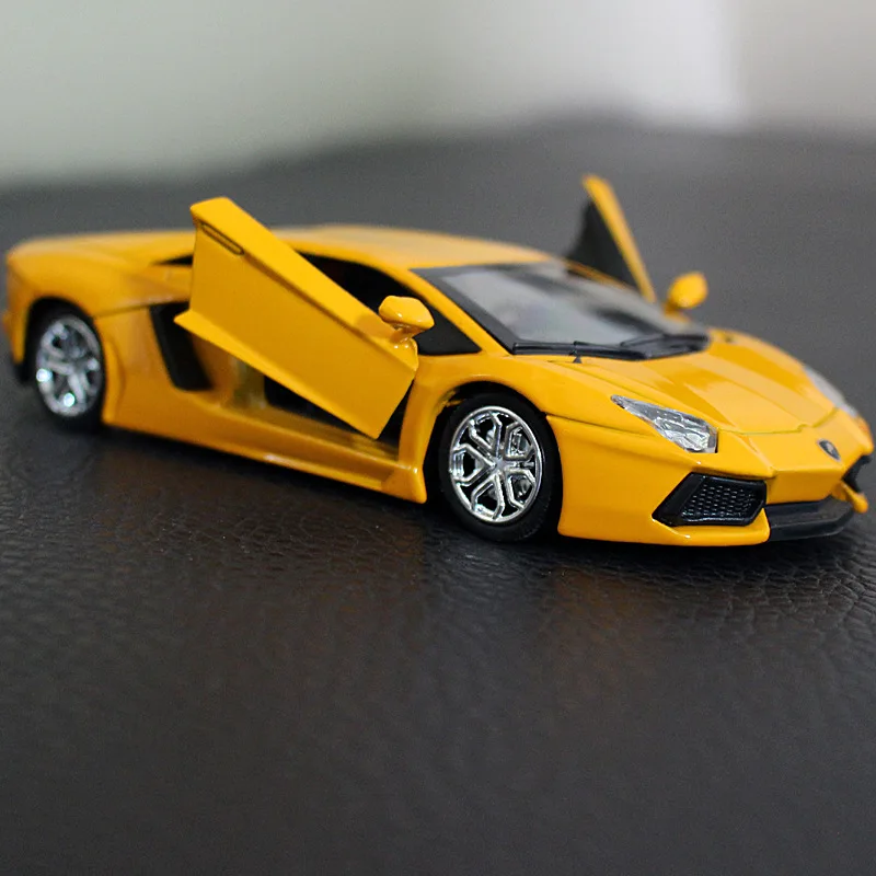 

1:36 Ferraris Maserati Car Alloy Sports Car Model Diecast Super Racing Car Lifting Tail Hot Wheel For Children