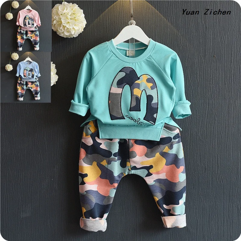 2017 Children Winter Clothes for Boys and Girl Letters Clothes + Camouflage Pants Suit Leisure Suit Wholesale Baby Clothing Sets