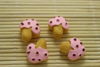 

NEW arrival Trendy 50pcs/lot 18mm kawaii Resin food pink mushroom cake resin Decoration Scrapbooking Home Decoration Crafts