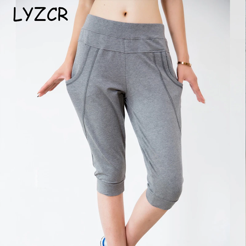 plus size capris elastic waist