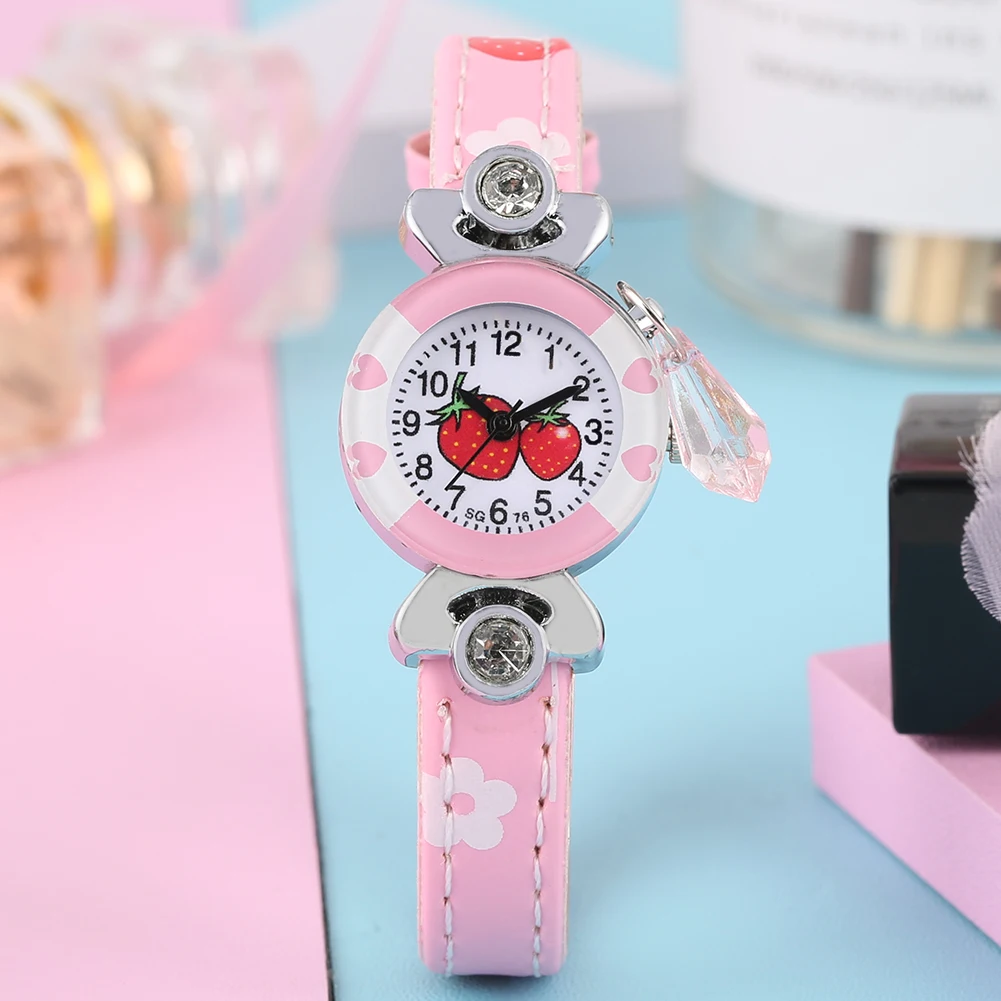 Изысканные Клубничные часы «арабский номер» циферблат Кварцевые часы для девочек Кожаный ремешок наручные часы подарок для детей