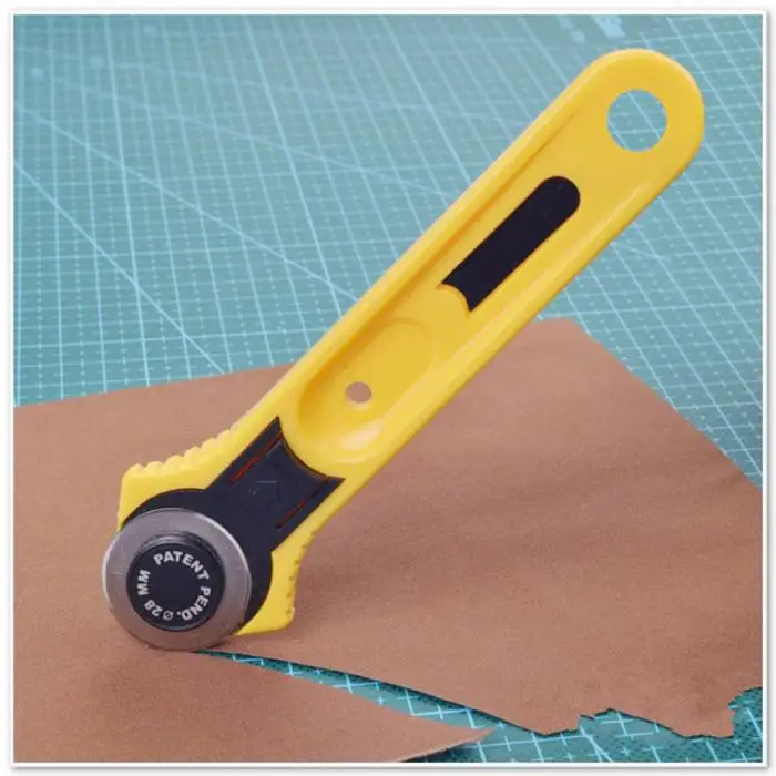 Jaune Rotary Cutter 28 mm circulaire Cut Lame Patchwork Tissu Leather Craft