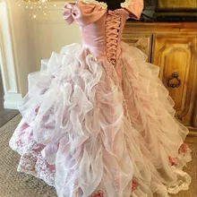 Новые белые Платье в цветочек для девочек для свадьбы с розовый аппликация с круглым вырезом ботильоны Длина девочек Праздничное платье праздничное платье для дня рождения