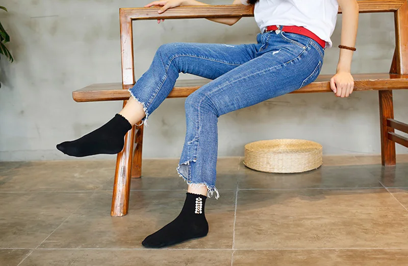 Black/White Korean Reto Pearl Socks Women Elastic Cotton Handmade Meias Creative Socks Harajuku Calcetines Mujer knee socks