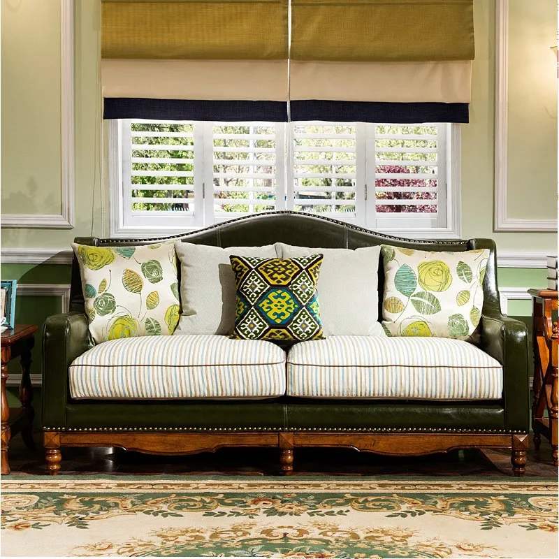 2897110487_2067838487