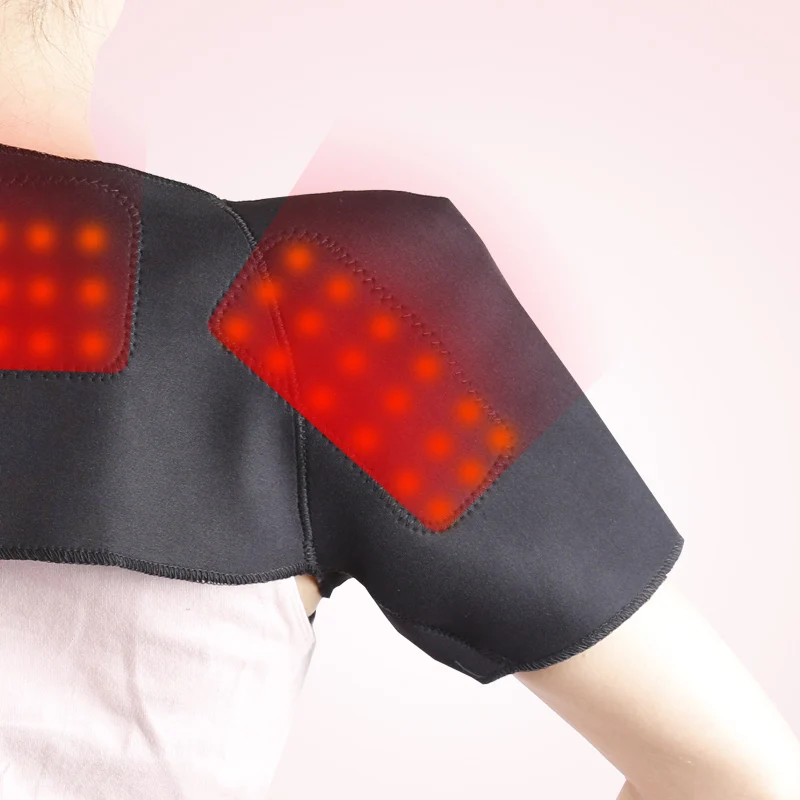Турмалиновая накладка на плечи оказывает согревающее действие и вместе с тем фиксирует плечо, что позволяет уменьшить амплитуду движений суставов, что будет очень кстати при различных травмах и растяжениях