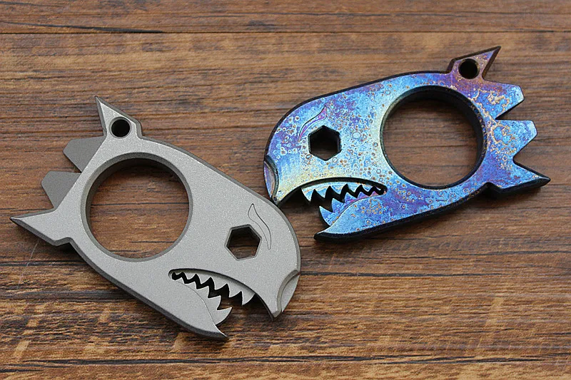 

Shark Titanium EDC Multi-purpose Tool Card Tactical Defense Corkscrew Crowbar Nails 6mm Hex Wrench Bottle Opener