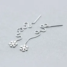 По-настоящему. 925 стерлинговые серебряный крючок для уха тянущиеся снежинки серьги для ушей длинные зимние ювелирные изделия GTLE651