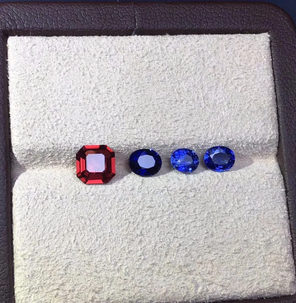 

natuarl sapphire and spinel 4 pieces totally 2.62ct