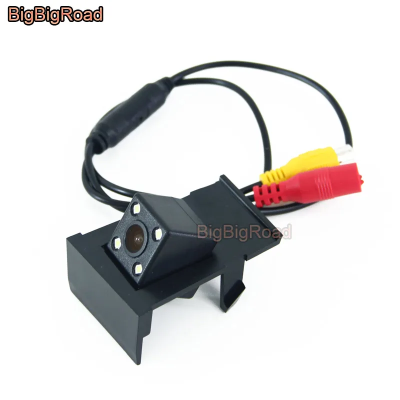 

BigBigRoad For Nissan NV200 Car Rear View Reverse Backup Camera HD CCD night vision waterproof parking camera