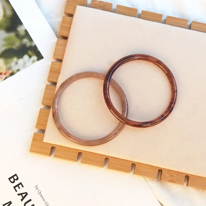 Trendy Fashion Resin Cuff Bracelets Bangles for Women 2018 New Vintage Simple Charm Round Acrylic Bracelet Girls Jewelry Female (4)