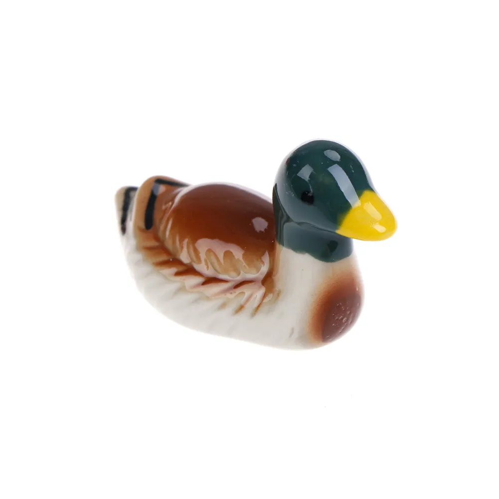 

1PC Cute Porcelain Duck Shape Ceramic Chopsticks Holders Chopstick Stand Shelf Ducks Spoons Fork Rack Ceramic Rest Flatware