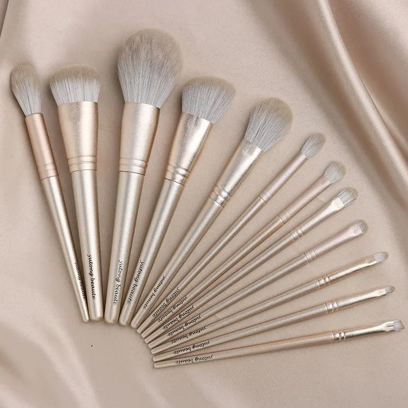 Yutong 2019 New Year Collection Brush Set _ 1