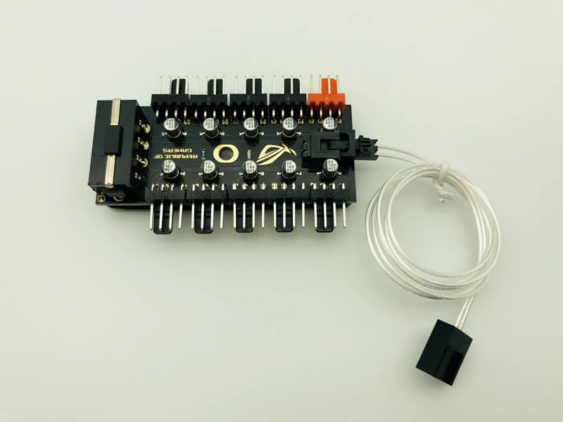 12v 10way 4pin Fan Hub Speed Control Regulator. Контроллер вентиляторов Molex. 4 Pin Molex вентилятор RGB. Регулятор кулера Molex. Pwm 12v