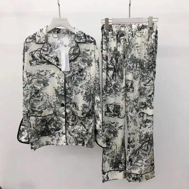 

High Quality Designing Women Vintage Pants Suits Button Loose Trousers Runway Printing Two Pieces Sets Outfits